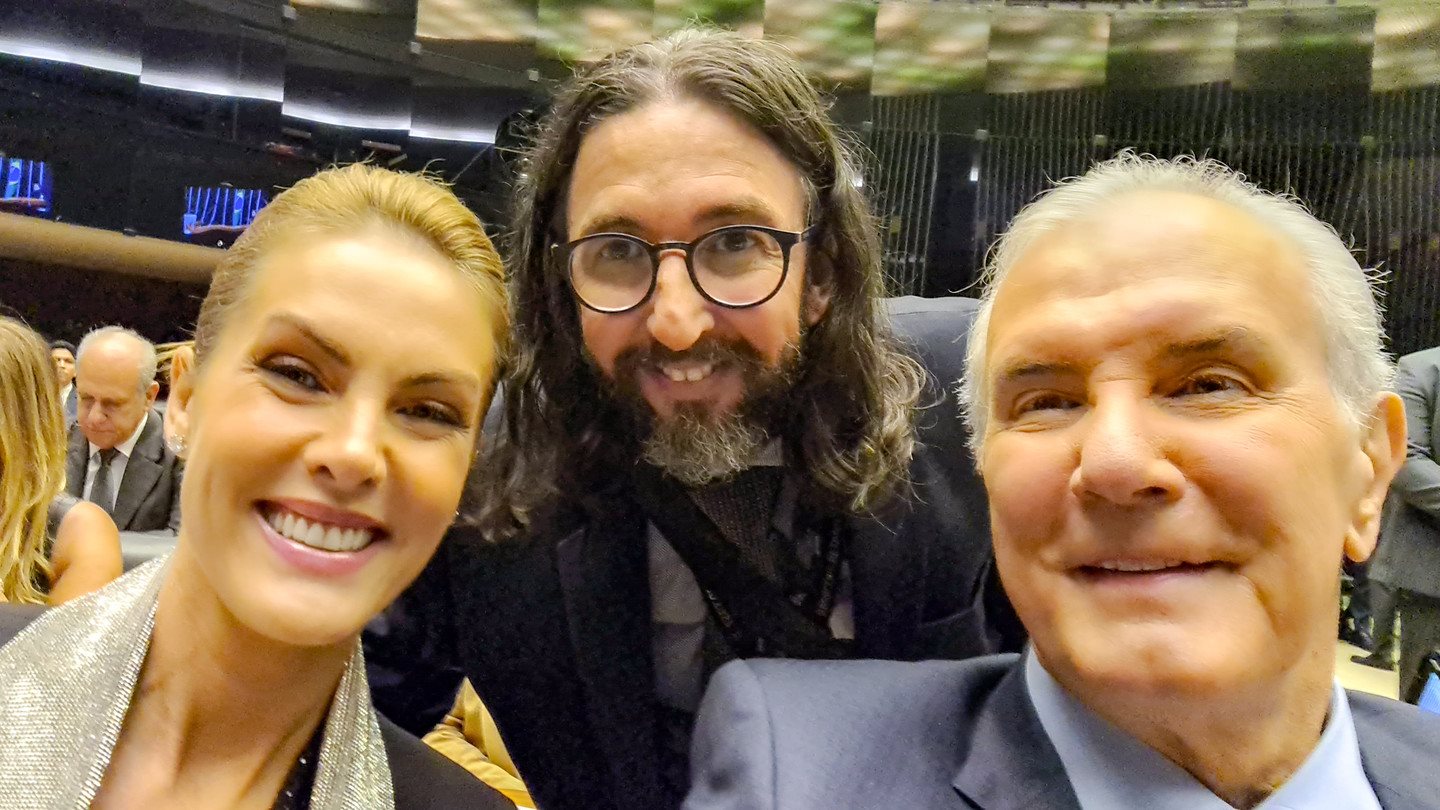 Bastidores da cobertura política