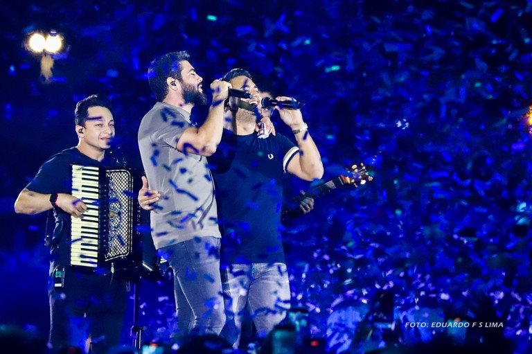 Show com efeitos de luz