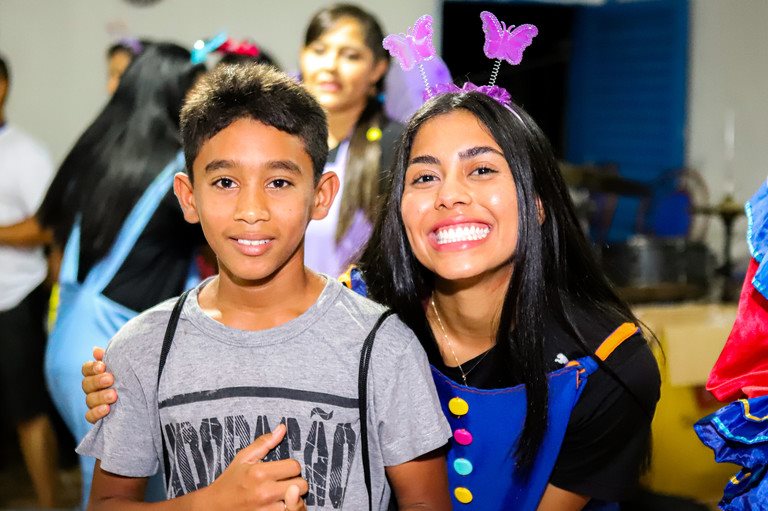 Alegria no encontro comunitário